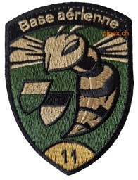Bild von Base aérienne 11 Gold mit Klett Badge 